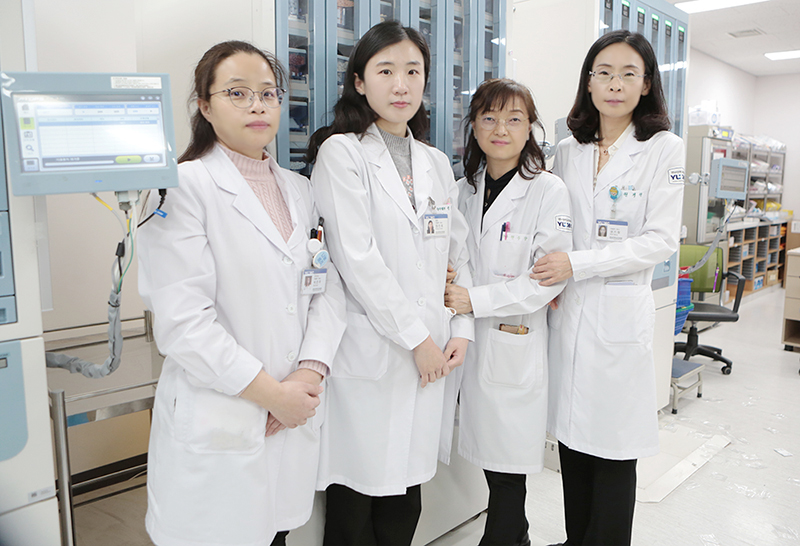 (사진설명) 왼쪽부터 박은주 약사, 정진희 약사, 천주향 약사, 권기정 약사