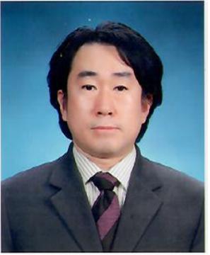 이용철 사진
